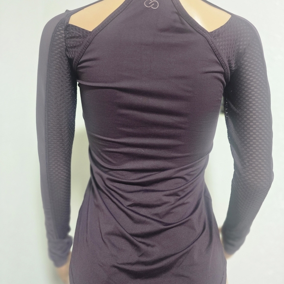 CALIA by Carrie Underwood Purple Fitted Cut Out Bodysuit - Picture 3 of 6